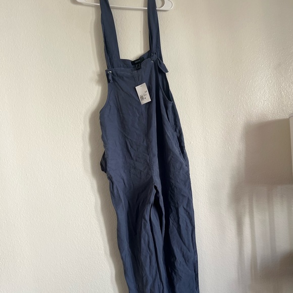 NEW WITH TAGS! Forever 21 Knotted Twill Jumpsuit - Picture 5 of 7